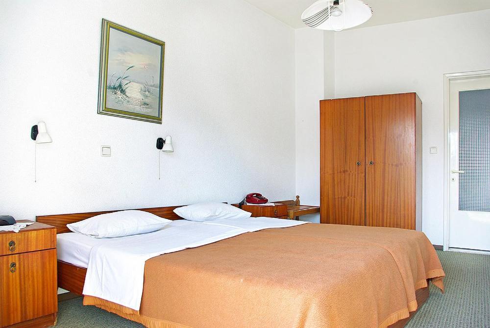 Hotel Helios Paralía الغرفة الصورة
